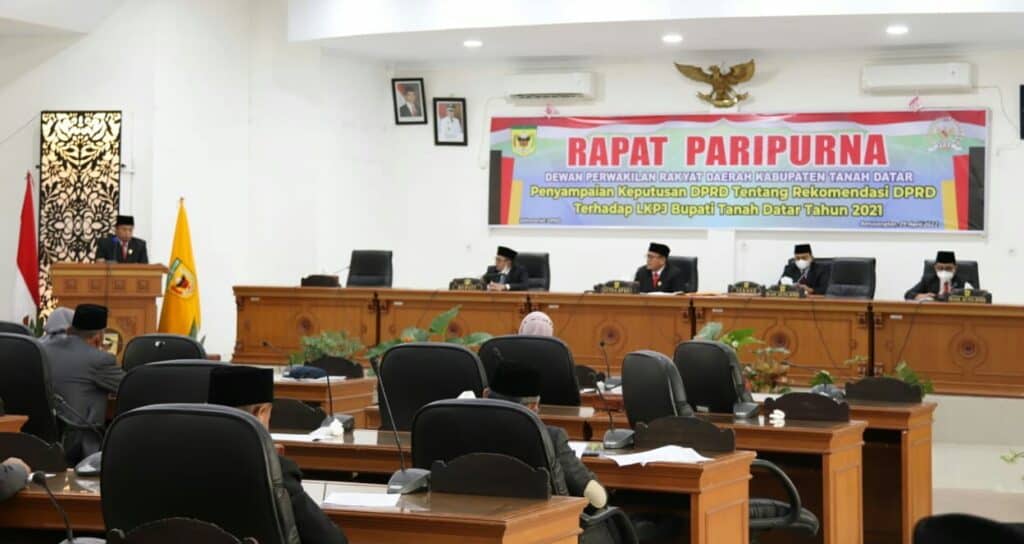 dprd tanah datar