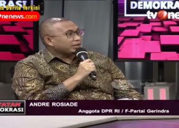 Anggota DPR RI asal Sumbar Andre Rosiade saat tampil dalam “Catatan Demokrasi” TV One, Selasa (5/4) malam.