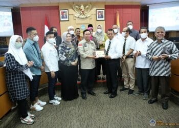 Tim DPD DPR-RI Asal Sumatera Lakukan Kunjungan Kerja ke UNP