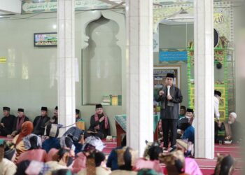 Wawako Solok, Dr. Ramadhani Kirana Putra apresiasi dukungan niniek mamak dan bundo kanduang dalam pembangunan daerah.(Prokomp)