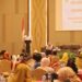 Wali Kota Solok, H. Zul Elfian Umar membuka Bimtek bagi pejabat fungsional Kota Solok di Kota Padang.(Prokomp)