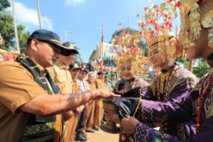 kunjungan tim penilai kelurahan berprestasi tingkat Sumbar