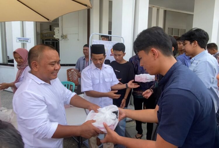 Jumat Berkah di Masjid Mujahid Ujun Gurun, Andre Rosiade Didoakan jadi Pemimpin Sumbar