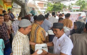 Jumat Berkah Andre Rosiade