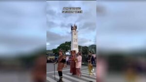 jam gadang fashion week