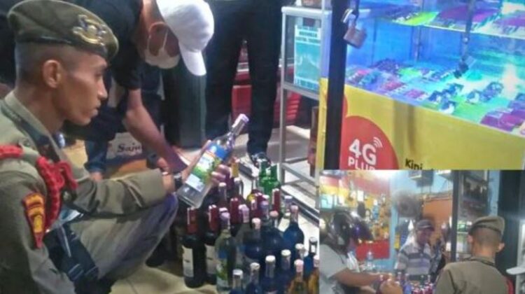 Satpol PP Padang razia minuman beralkohol