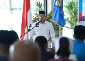 Wali Kota Solok, H. Zul Elfian Umar saat memberikan sambutan dalam peringatan HUT ke-49 KNPI di Kota Solok.(Prokomp)