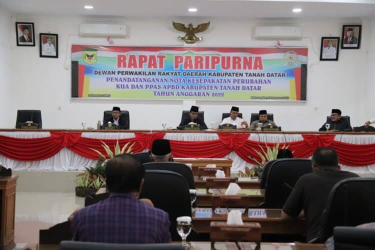 Pemkab Dan DPRD Tanah Datar Sepakati Rp1,283 Triliun Dalam KUA-PPAS ...