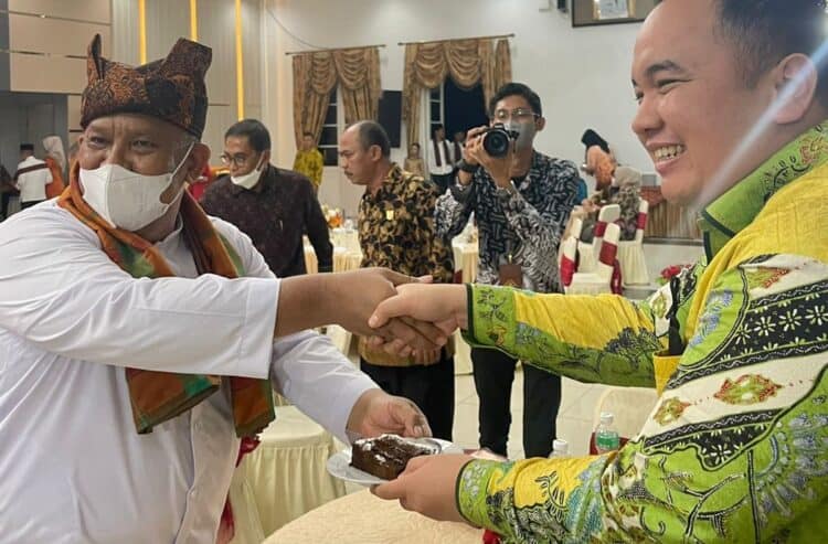 Ketua KNPI Sumbar, Nanda Satria dengan Kakanwil Sumbar, R. Andika Dwi Prasetya