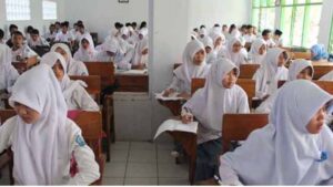 bantuan pendidikan