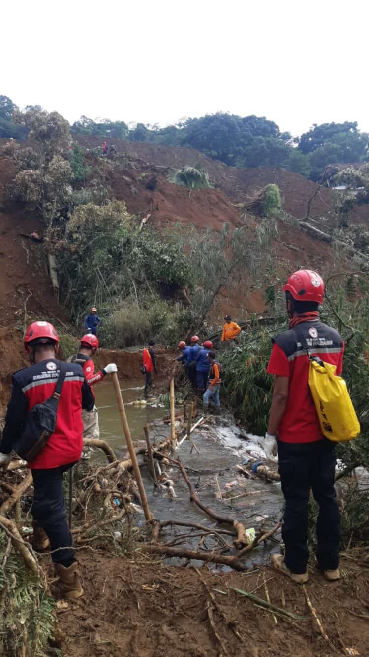 TRC Semen Padang bersam SAR gabungan