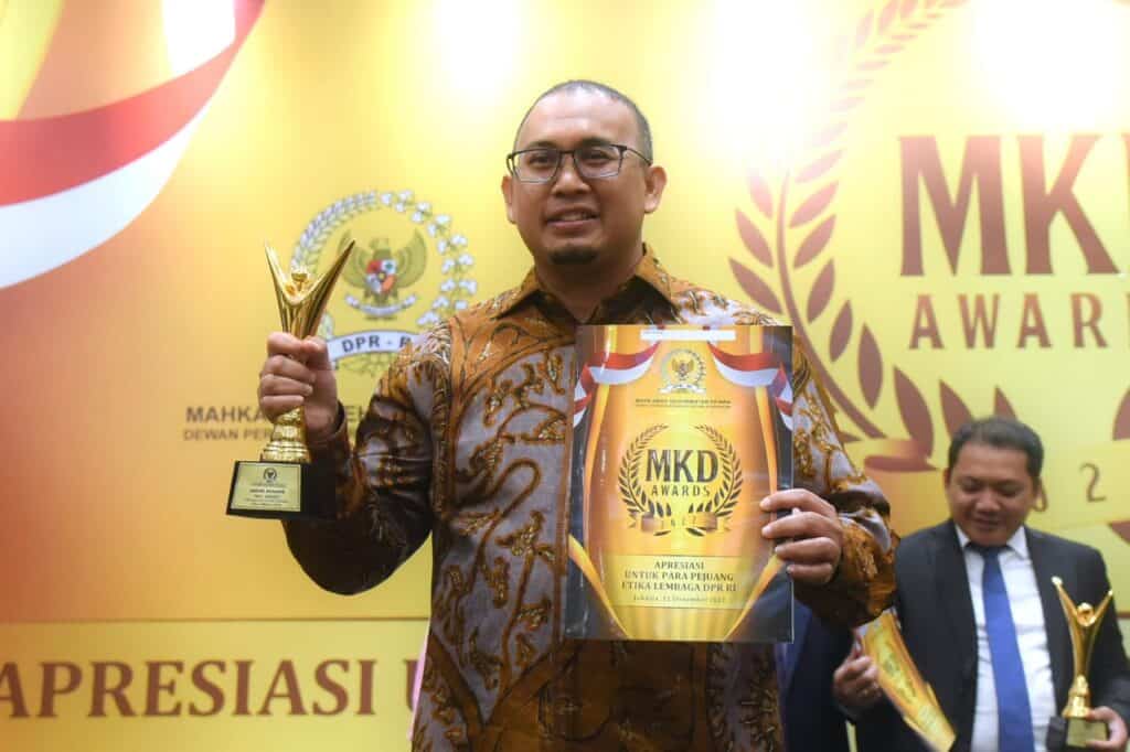 Andre Rosiade Raih MKD Awards