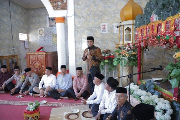 Wakil Wali Kota Solok, Dr. Ramadhani Kirana Putra menekankan pentingnya MDTA dalam membentuk generasi Qur'ani di Kota Solok.(Prokomp)