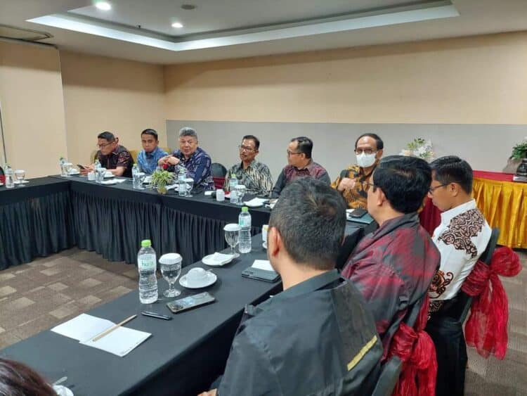 FGD penyusunan Ranwal RPJPD Kota Solok 2025-2045 bersama perantau di Jakarta.(Prokomp)