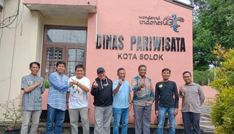 Silaturahmi Pengurus KORMI Kota Solok bersama jajaran Dinas Pariwisata.(Ist)