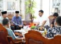 Wako Solok, H. Zul Elfian Umar dan Wawako Ramadhani Kirana Putra menerima tim pemeriksaan interim BPK Perwakilan Sumbar.(Prokomp)