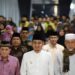 Wakil Wali Kota Solok, Dr. Ramadhani Kirana Putra bersama para peserta TC Kafilah MTQ Kota Solok di Hotel Premiere.(Prokomp)