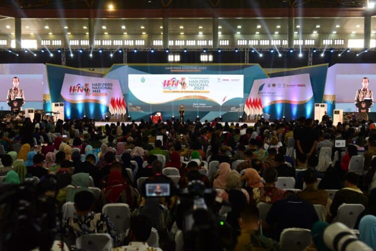 Presiden Jokowi menghadiri Puncak Peringatan HPN 2023, di Deli Serdang, Sumatera Utara, Kamis (09/02/2023). (Foto: Humas Setkab/Rahmat)