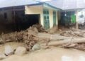 Rusak parah, kondis rumah warga yang terkena hantaman material banjir bandang di Nagari Surian.(BPBD Kabupaten Solok)