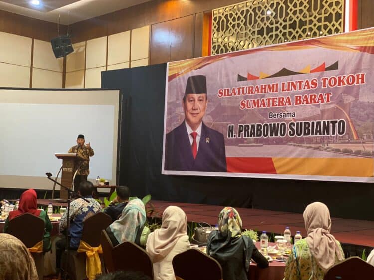Prabowo Berdialog dengan Lintas Tokoh Masyarakat Sumbar