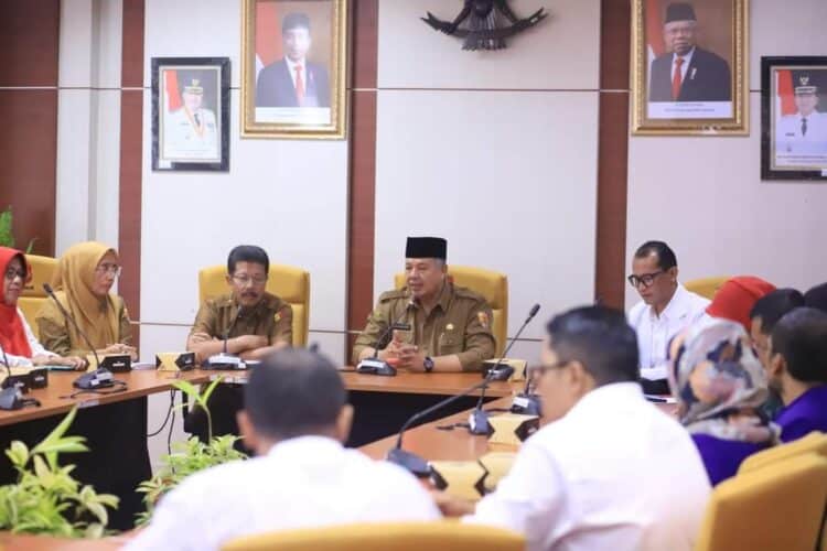 Audiensi organisasi profesi kesehatan Kota Solok dengan Wali Kota, H. Zul Elfian Umar.(Ist)