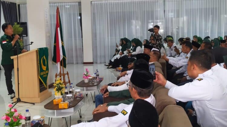 Ketua umum Partai Bulan Bintang, Yusril Ihza Mahendra memberikan orasi politik di hadapan kader PBB se-Sumatra Barat.(Ist)