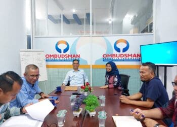 Audiensi tim Pemkab Solok bersama Kepala Ombudsman RI, Yefri Heriani di Kota Padang.(Ist)