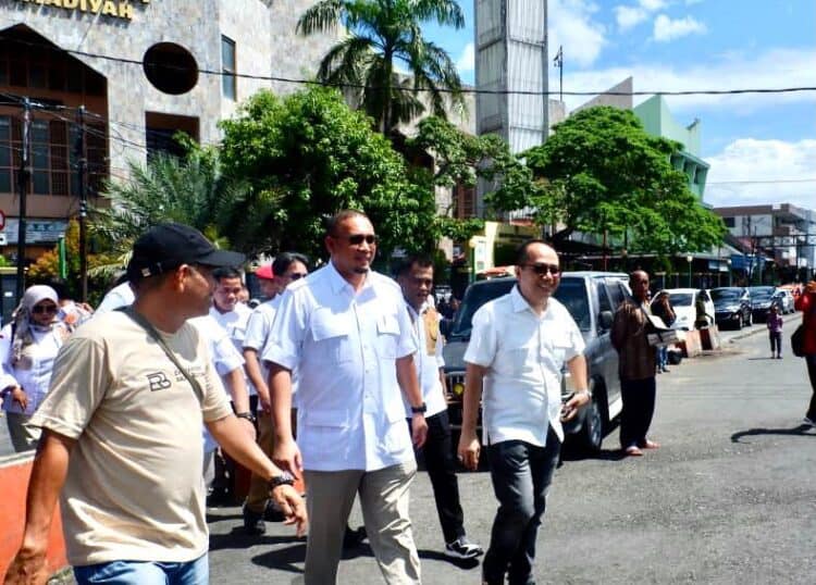 Teriakan Andre Rosiade Gubernur Sumbar Menggema di Pasar Raya Padang