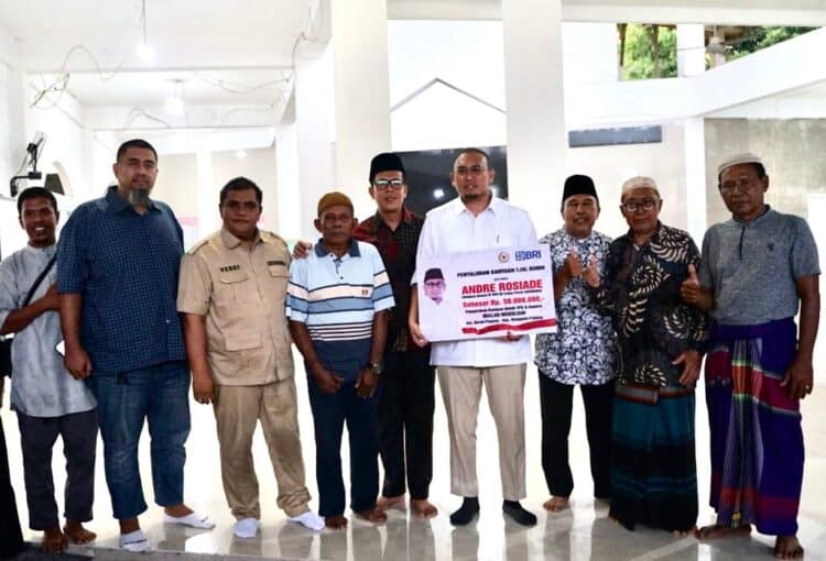 Andre Rosiade Bantu Pembangunan Masjid Mukhlisin Nanggalo