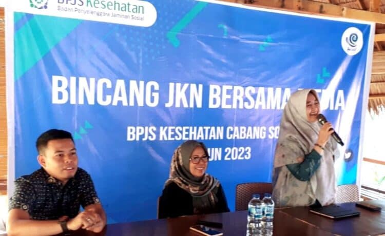 Kepala BPJS Cabang Solok, Neri Eka Putri saat menjelaskan terkait capaian kepesertaan di daerah Kabupaten Solok.(Ist)