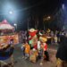 Dua Maskot Kerbau dari PT Semen Padang Jadi ‘Kawan Bermain’ Anak-anak di Merah Putih Night Carnival 2023