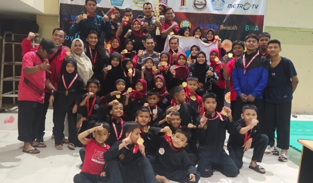 Silat Sakato Semen Padang Juara Umum I Kejurnas Pencak Silat UIN Sjech M Djamil Djambek