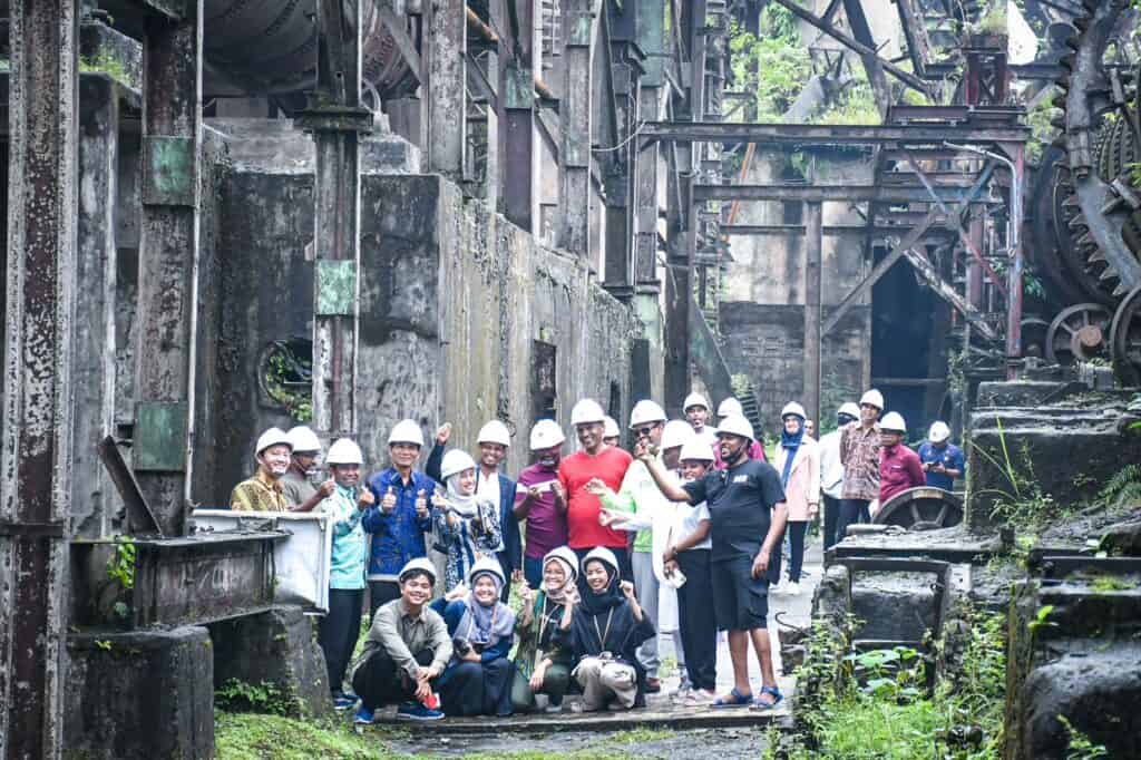 Wali Kota Gondar City dan Rombongan Unjuk Gigi dengan Menari Tradisional