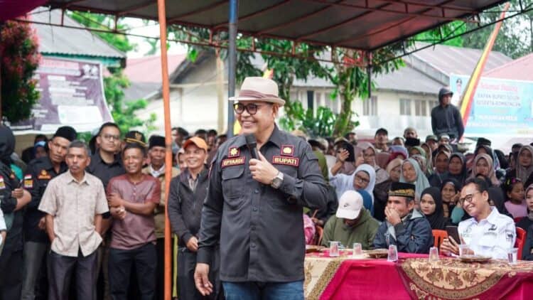 Bupati Solok Silaturahmi dengan masyarakat Sariak Alahan Tigo