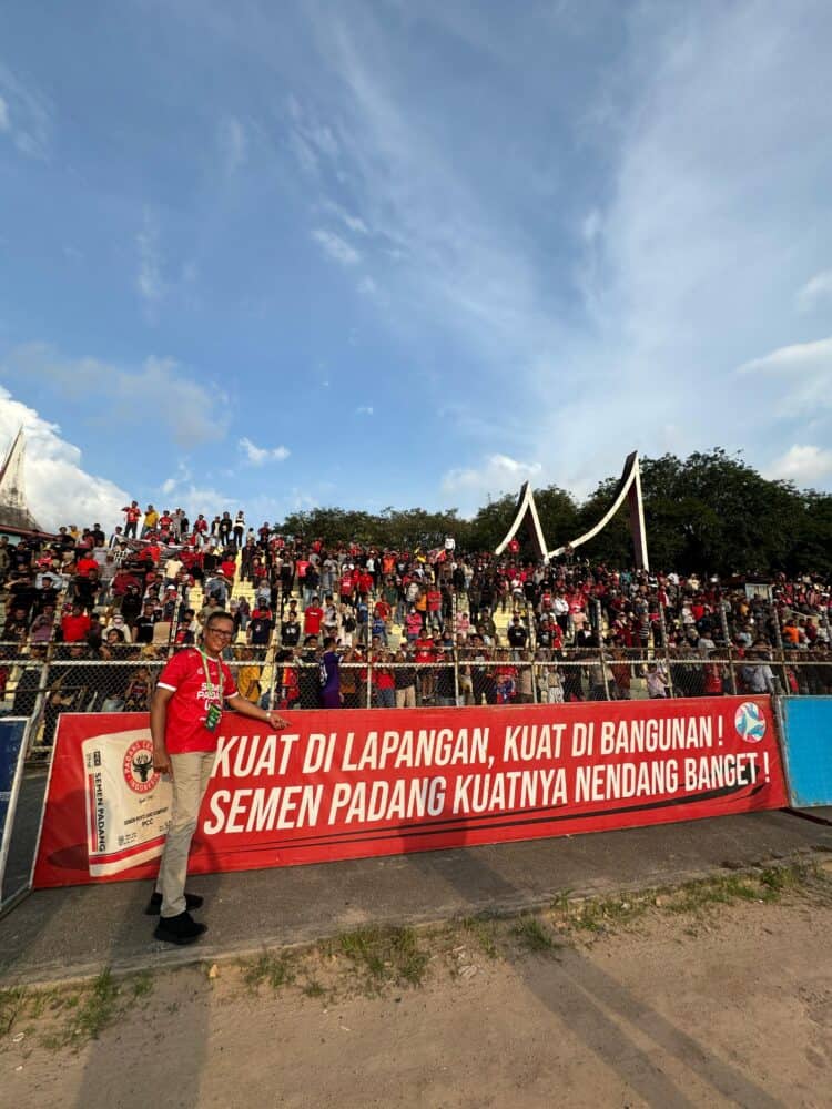 SPFC Promosi ke Liga 1 Manajemen PT Semen Padang Sampaikan Rasa Syukur