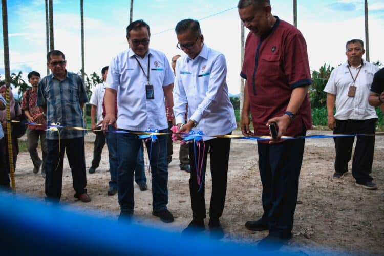 Dirut Semen Padang Resmikan Rumah Pembibitan Kaliandra Merah