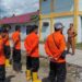 Kalaksa BPBD Kota Solok, Herman melepas keberangkatan personel BPBD menuju daerah terdampak bencana banjir di Tanah Datar.(Ist)