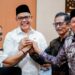 Bupati Solok, H. Epyardi Asda bersama Ketua DPRD Dodi Hendra usai menerima LKPD dari Kepala BPK RI Perwakilan Sumbar, Arif Agus.(Ist)