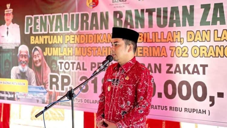 Wakil Wali Kota Solok, Dr. Ramadhani Kirana Putra memberikan apresiasi terhadap kinerja Baznas dalam pengelolaan zakat.(Prokomp)