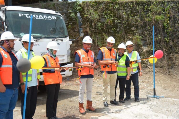 Resmikan Batching Plant, Dirut PT Semen Padang Berharap PT Igasar Kembali Berjaya