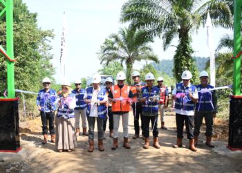 Resmikan Taman Reklamasi Padayo, Kadis ESDM : IUP PT Semen Padang Paling Disiplin