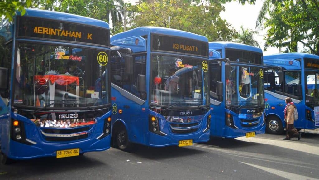 Bus Trans Padang