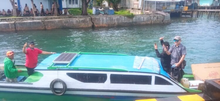 Menembus Gelombang 2 Meter, UPZ Baznas Semen Padang Realisasikan Zakat untuk Pedalaman Mentawai