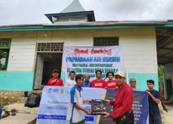 Pemberdayaan Kepada Masyarakat di Pedalaman Mentawai, Fakultas Teknik Unand dan UPZ Baznas Semen Padang Hadirkan Panel Surya Berkapasitas 4500 Watt di Dusun Boriai