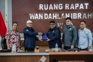 Kominfo Dumai Jelaskan soal Penerapan E-Media ke Rombongan Kominfo Padang Panjang