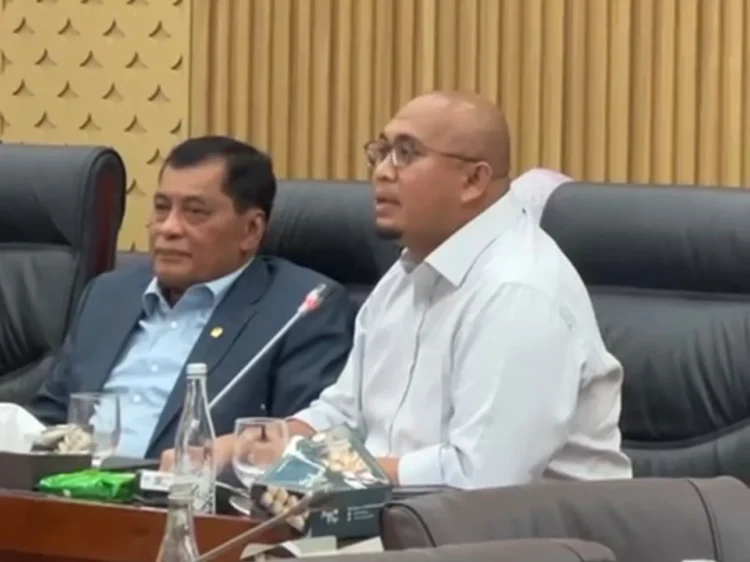 Kalah dengan Kompetitor, Andre Rosiade Sarankan Telkomsel Raih Pasar Gen Z dan Milenial