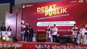 Paslon Bupati-Wakil Bupati Solok Adu Gagasan di Debat Publik Kedua KPU Kabupaten Solok