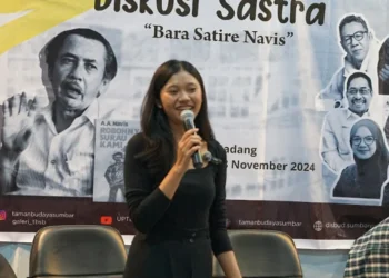 Diskusi 100 Tahun AA Navis