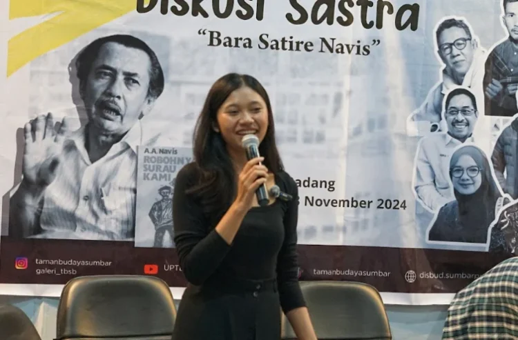 Diskusi 100 Tahun AA Navis