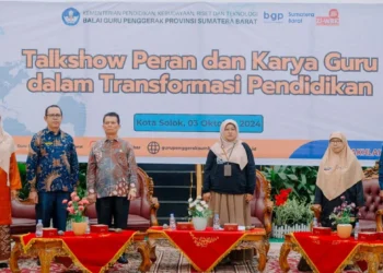 Talkshow Peran dan karya guru dalam transformasi pendidikan di Gedung Kubuang Tigobaleh.(Ist)